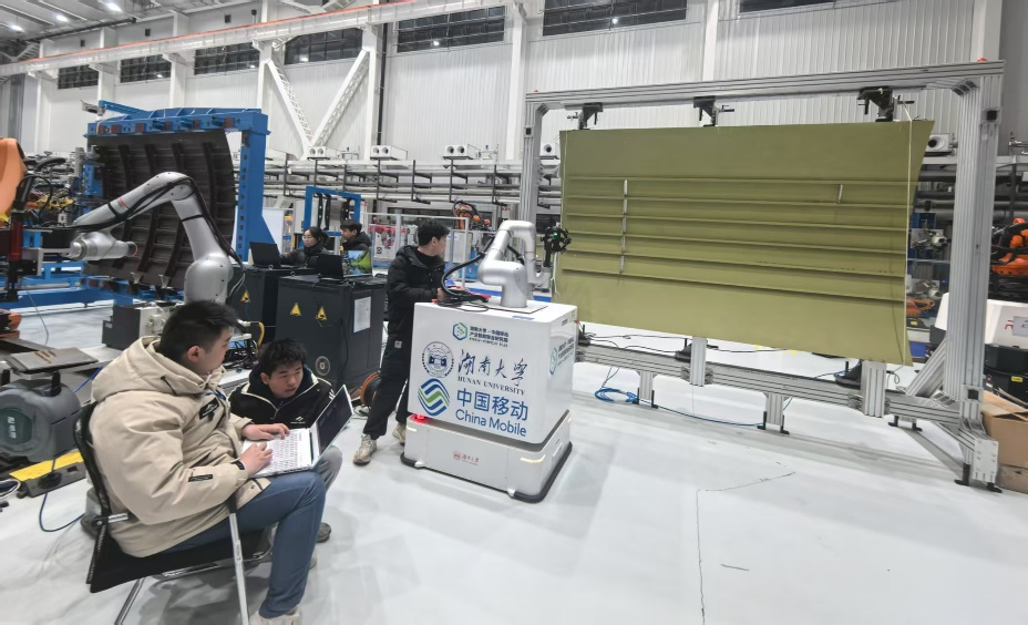 湖大師生寒假“不打烊”，多元實(shí)踐展風(fēng)采，聚焦工程和技術(shù)研究與試驗(yàn)發(fā)展